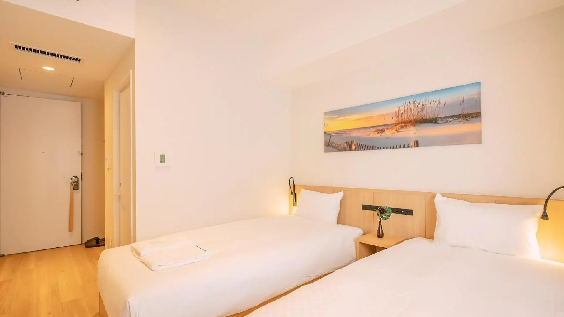 Far East Village Hotel Osaka, Namba South 3*, Osaka