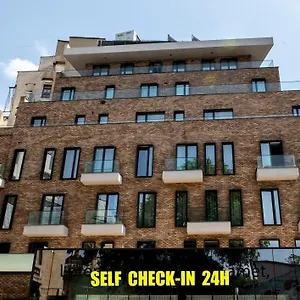 Cm111apparthotel 3* Bucarest
